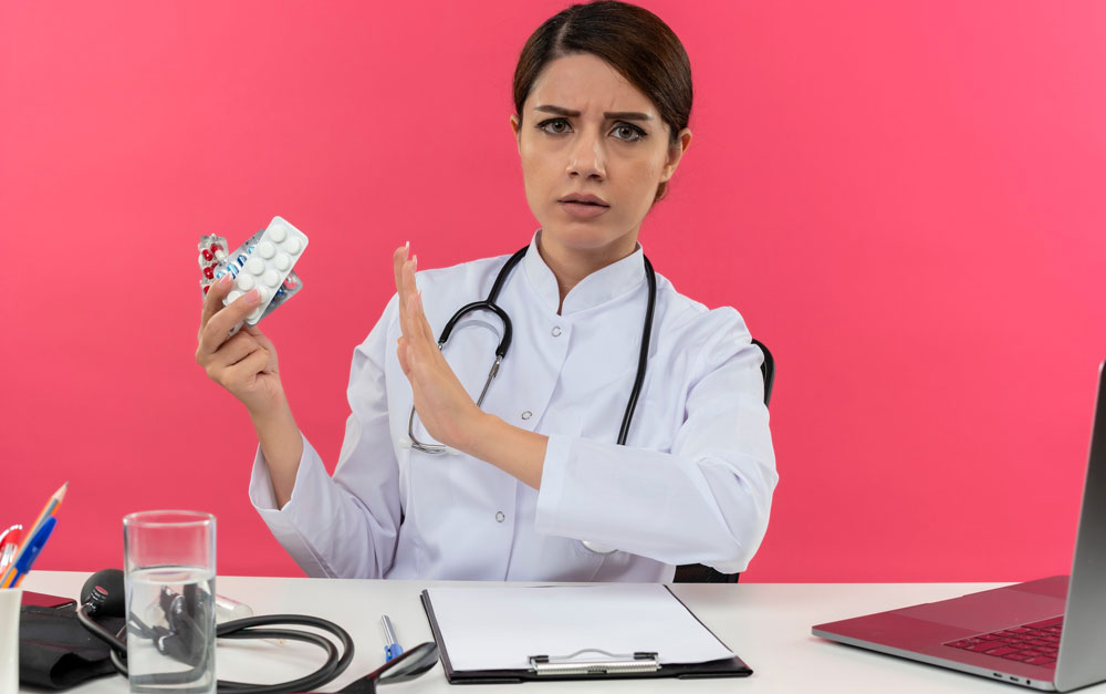 Medications, Supplements & Habits to Avoid Before Liposuction